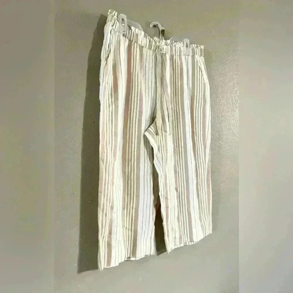 Chico’s Linen Cropped Striped Beige White Pants Pockets Stretch Waist Size 10P - Picture 3 of 8